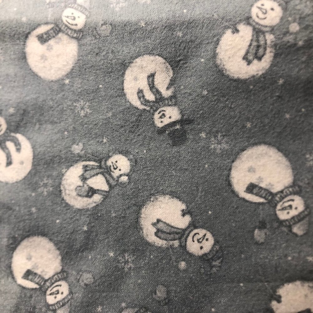 Flannel Fabric Craft Material - 2 yard Christmas Snowmen Grey White